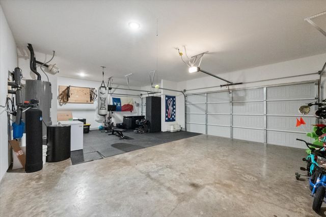 1536 Sidewinder Trail, Weatherford, TX 76087