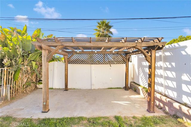 5728 Newbury Avenue, San Bernardino, CA 92404