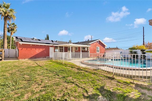 5728 Newbury Avenue, San Bernardino, CA 92404