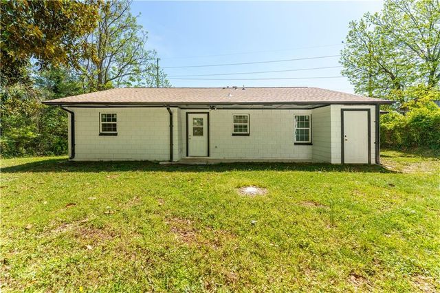 2491 Martin Luther King Jr Boulevard, Gainesville, GA 30501