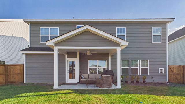 123 Grange Circle, Summerville, SC 29486