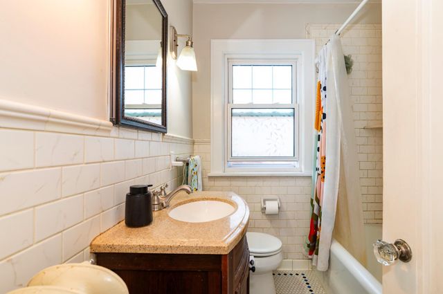1471 Portland Avenue, Saint Paul, MN 55104