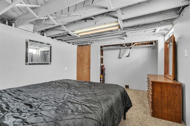 23307 Willard Avenue, Warren, MI 48089