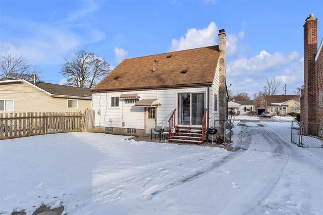 23307 Willard Avenue, Warren, MI 48089