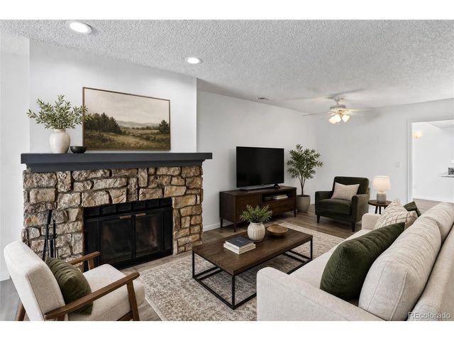 15451 E Wyoming Dr F, Aurora, CO 80017