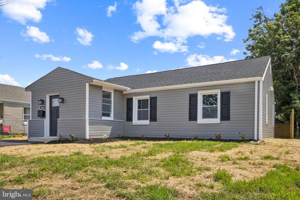208 KEISER PL, New Castle, DE 19720