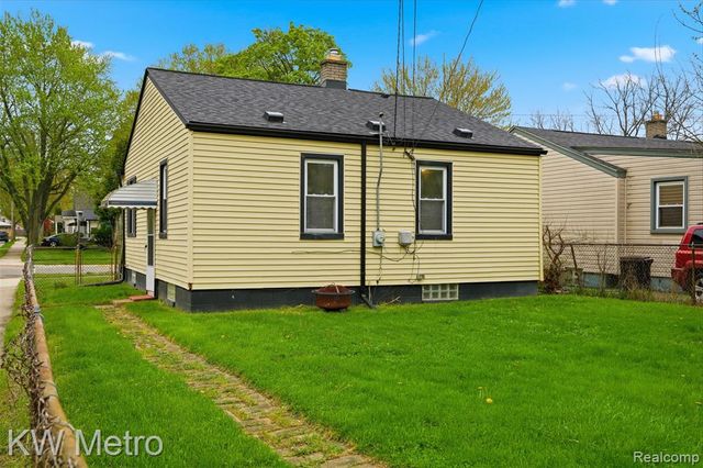 1939 Bonner Street, Ferndale, MI 48220