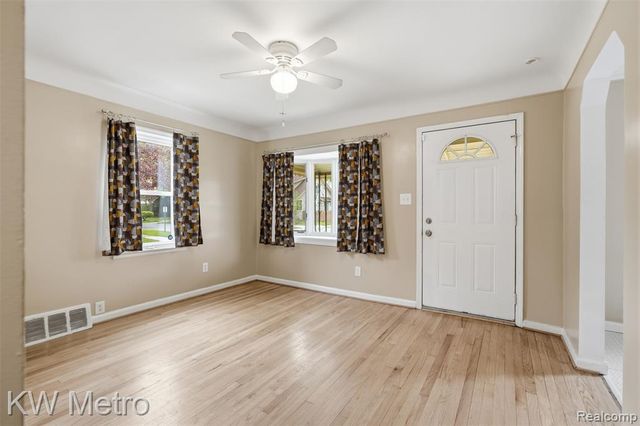 1939 Bonner Street, Ferndale, MI 48220