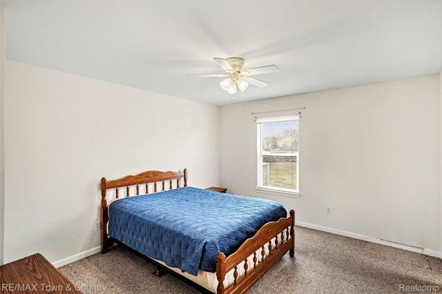 6462 Royal Club Drive, Flint Charter Township, MI 48433