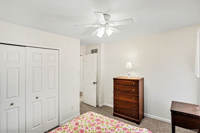 6462 Royal Club Drive, Flint Charter Township, MI 48433