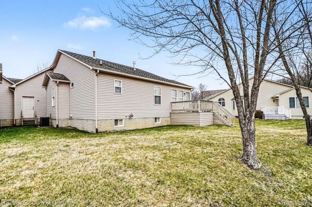 6462 Royal Club Drive, Flint Charter Township, MI 48433