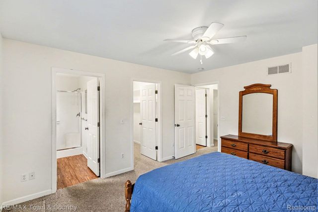 6462 Royal Club Drive, Flint Charter Township, MI 48433