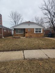 14637 Edbrooke Avenue, Dolton, IL 60419