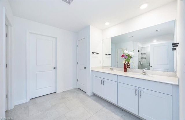 4021 Villa Doria CT, North Fort Myers, FL 33917