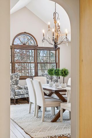 709 Riverside Drive N, Hudson, WI 54016