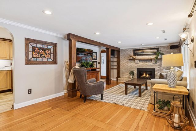 709 Riverside Drive N, Hudson, WI 54016