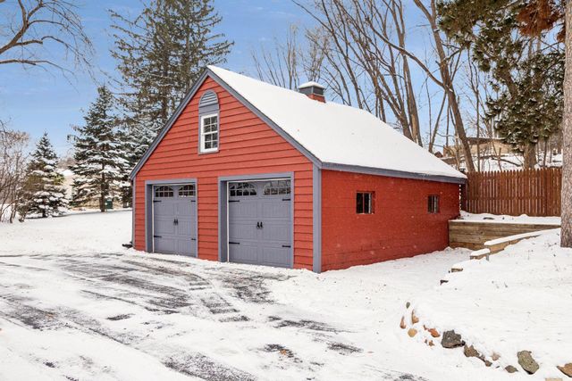 709 Riverside Drive N, Hudson, WI 54016