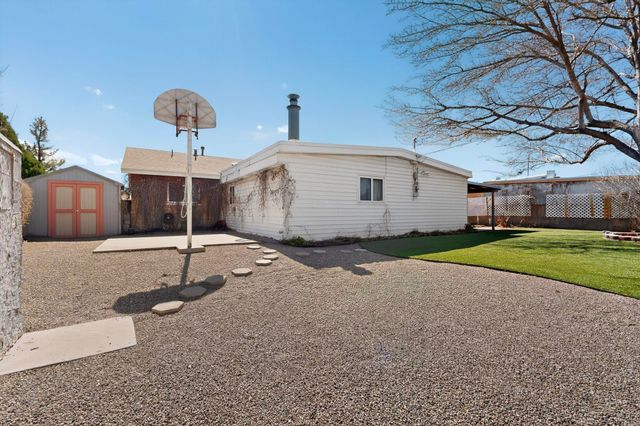 5909 Hannett Avenue NE, Albuquerque, NM 87110