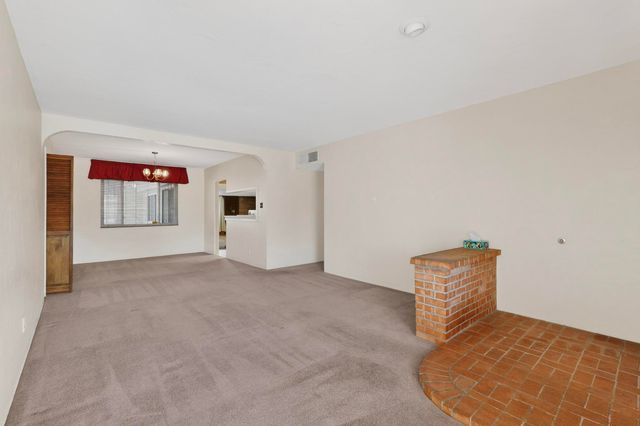 5909 Hannett Avenue NE, Albuquerque, NM 87110