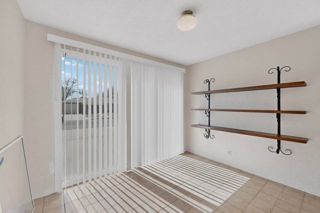 5909 Hannett Avenue NE, Albuquerque, NM 87110