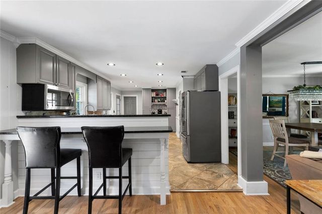 10 Davis Street, Cartersville, GA 30120