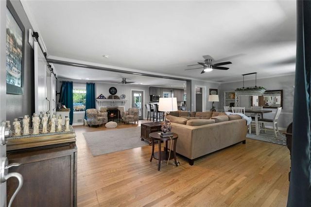 10 Davis Street, Cartersville, GA 30120