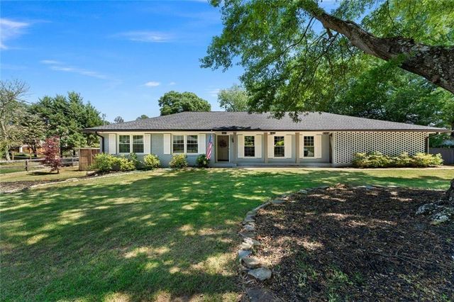 10 Davis Street, Cartersville, GA 30120