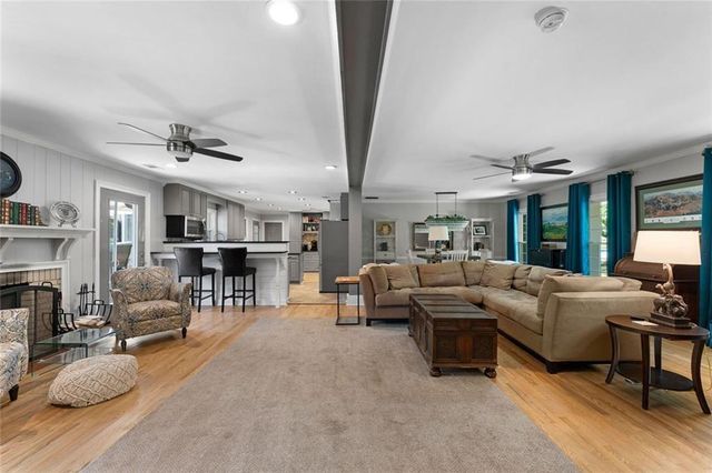 10 Davis Street, Cartersville, GA 30120