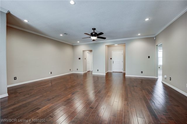 325 Copsey Drive, Van Buren, AR 72956