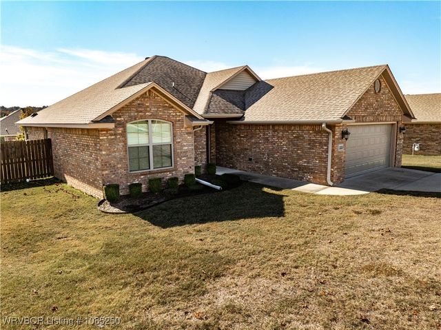 325 Copsey Drive, Van Buren, AR 72956