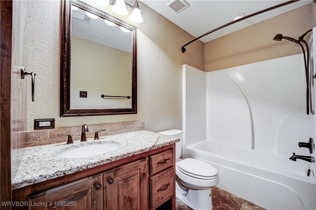 325 Copsey Drive, Van Buren, AR 72956