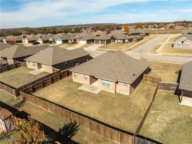 325 Copsey Drive, Van Buren, AR 72956