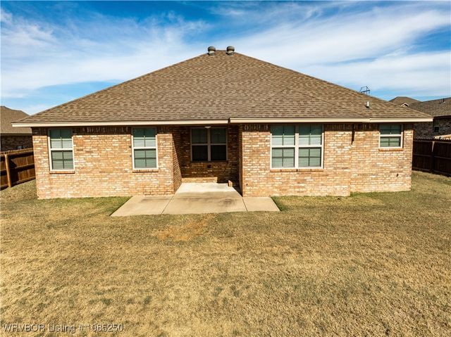 325 Copsey Drive, Van Buren, AR 72956