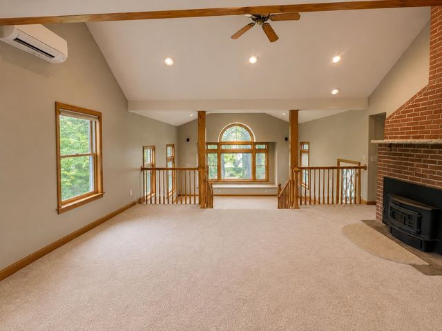 14 Shasta Drive, Londonderry, NH 03053