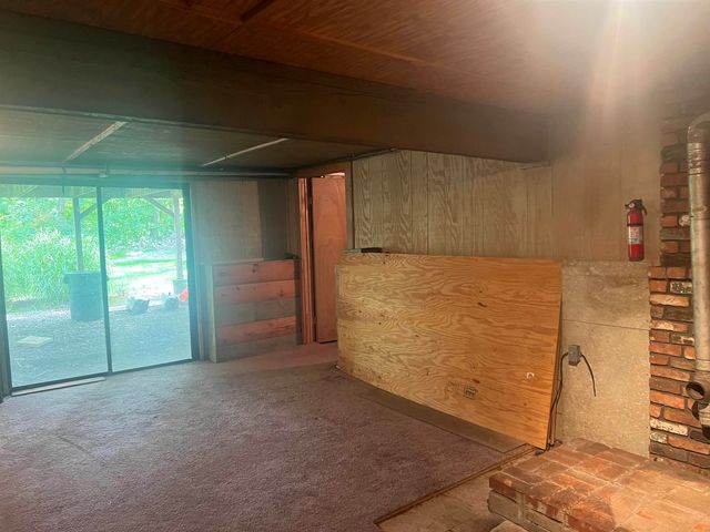 14 Shasta Drive, Londonderry, NH 03053