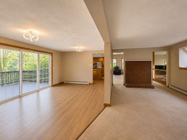 14 Shasta Drive, Londonderry, NH 03053