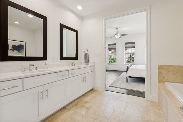 7333 Valley View Lane 604, Dallas, TX 75240