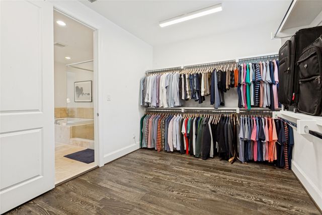 7333 Valley View Lane 604, Dallas, TX 75240