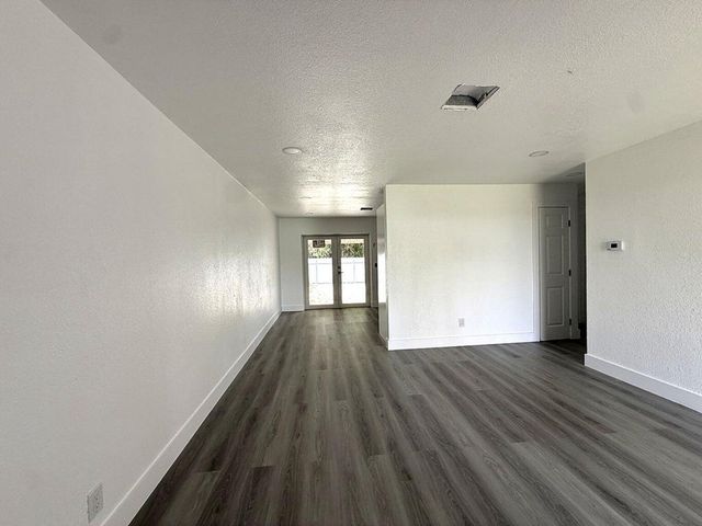 2785 N Reo Lane N 2, Palm Springs, FL 33461