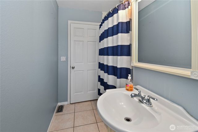 5927 88th Street NE, Marysville, WA 98270