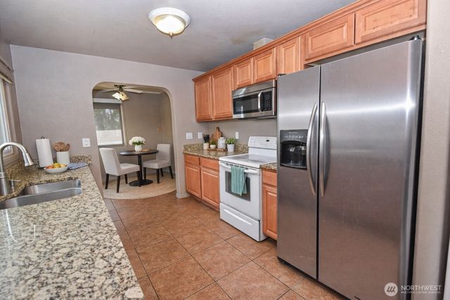 5927 88th Street NE, Marysville, WA 98270