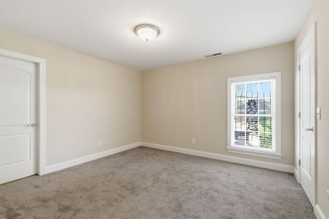 1823 SE Broad St, Murfreesboro, TN 37130