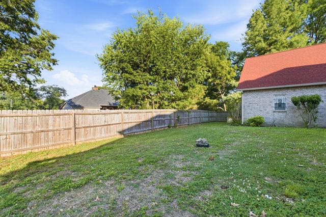 1823 SE Broad St, Murfreesboro, TN 37130