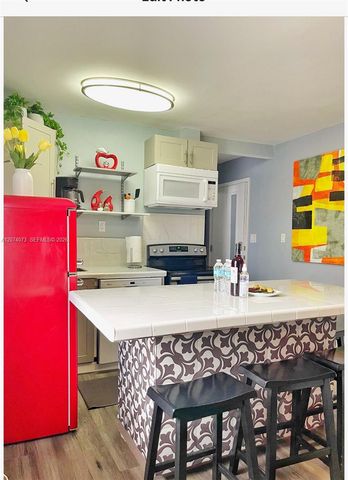 1021 NW 30th Street, Miami, FL 33127