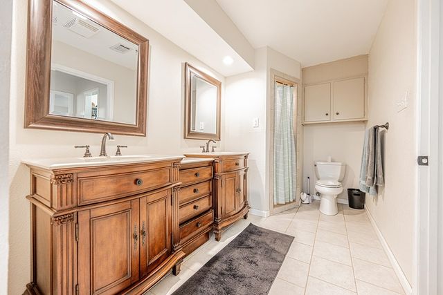 2811 Durant Dr, Midland, TX 79705