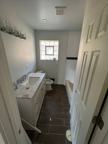 8000 N Ozark Avenue, Niles, IL 60714