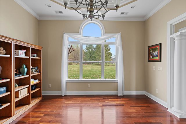 161 Halltown Rd, Cottontown, TN 37048
