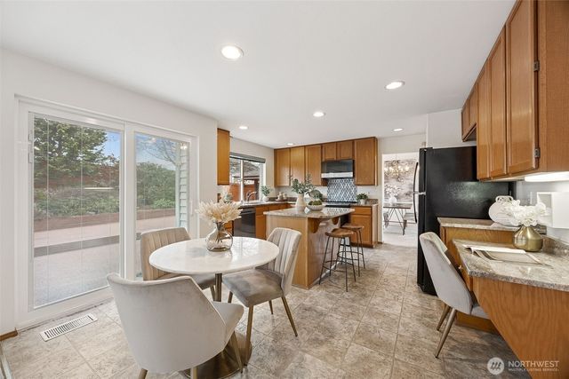 18820 112th Place SE, Renton, WA 98055