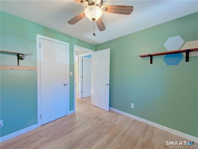 38 Pond Drive, North Stonington, CT 06359