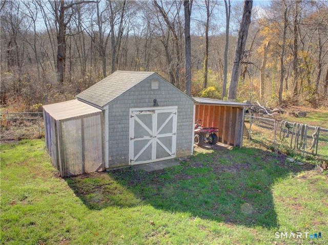 38 Pond Drive, North Stonington, CT 06359